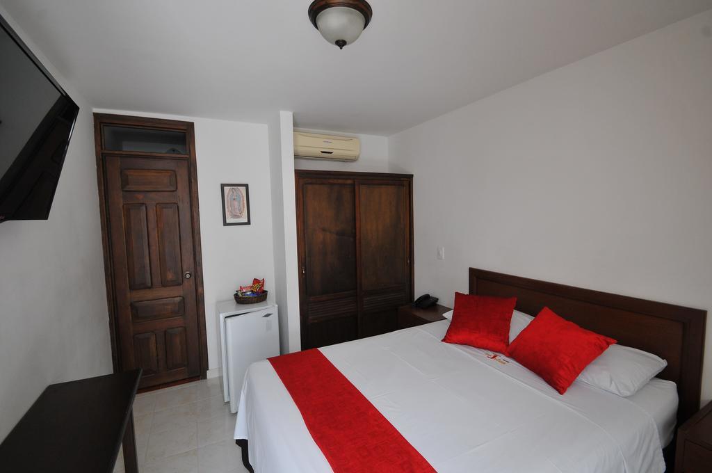 Hotel San Julian Buga Szoba fotó