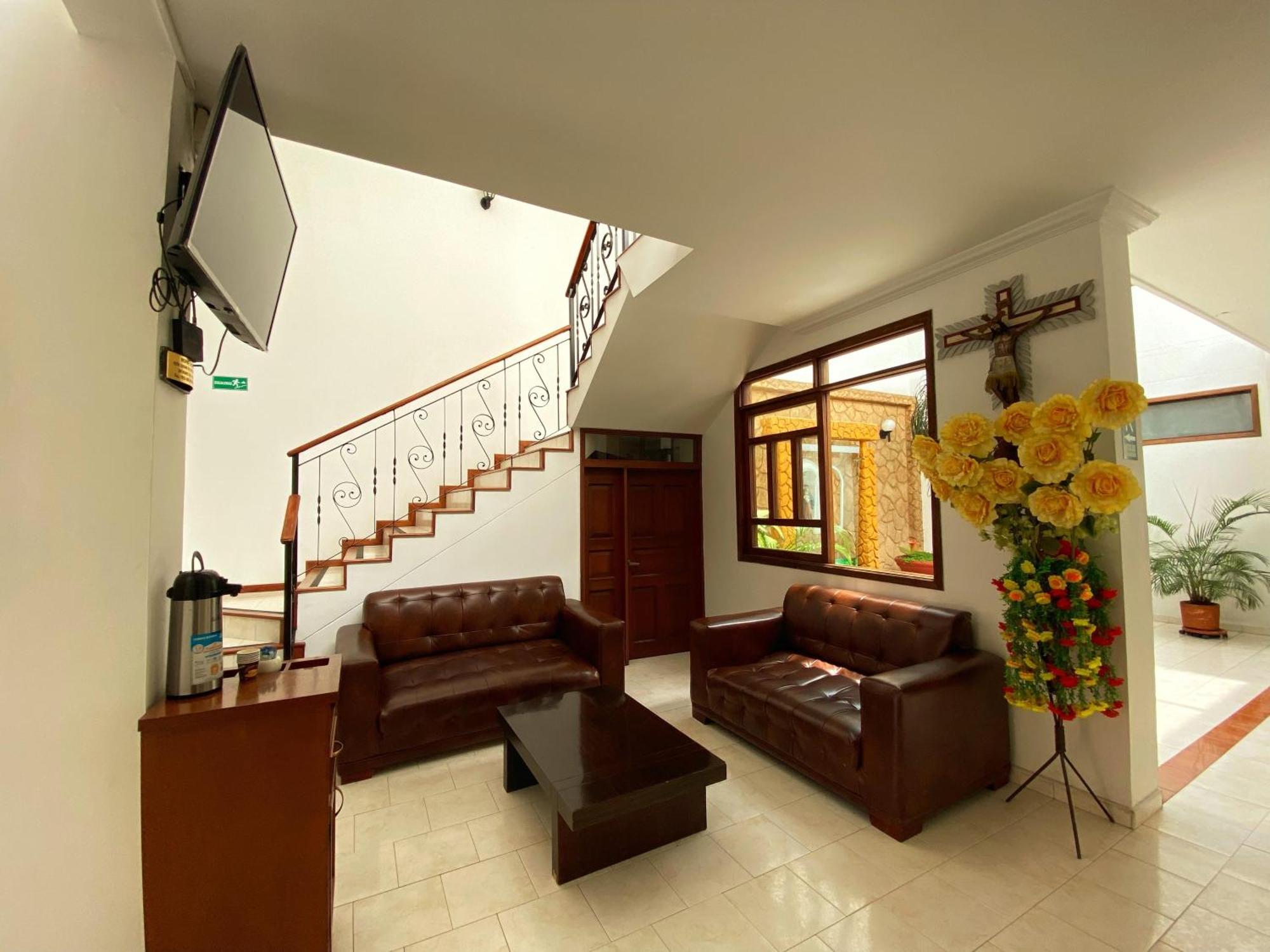 Hotel San Julian Buga Kültér fotó