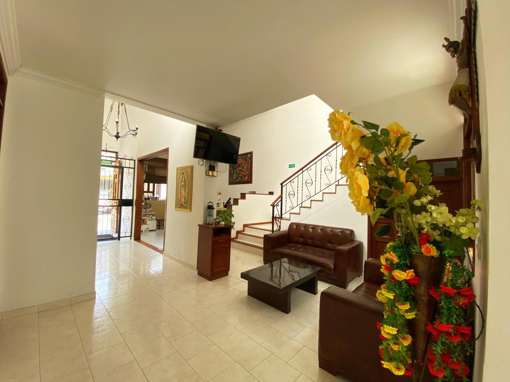 Hotel San Julian Buga Kültér fotó