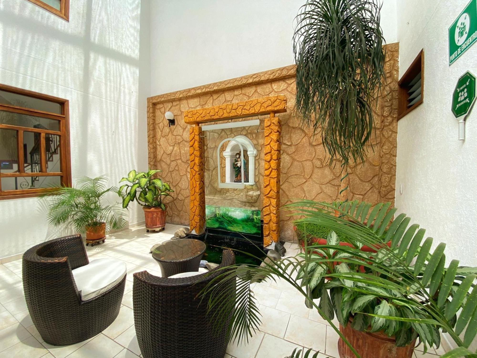 Hotel San Julian Buga Kültér fotó