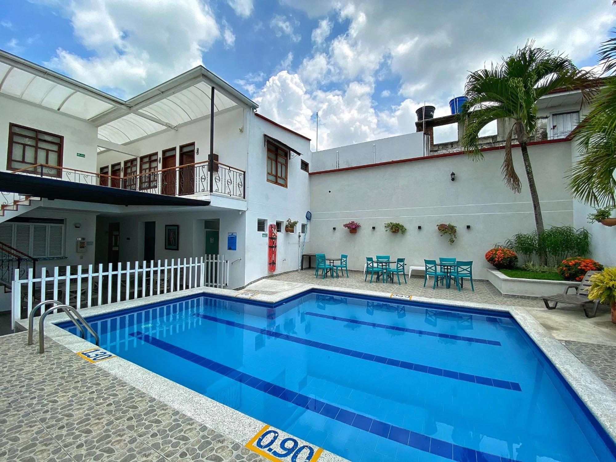 Hotel San Julian Buga Kültér fotó