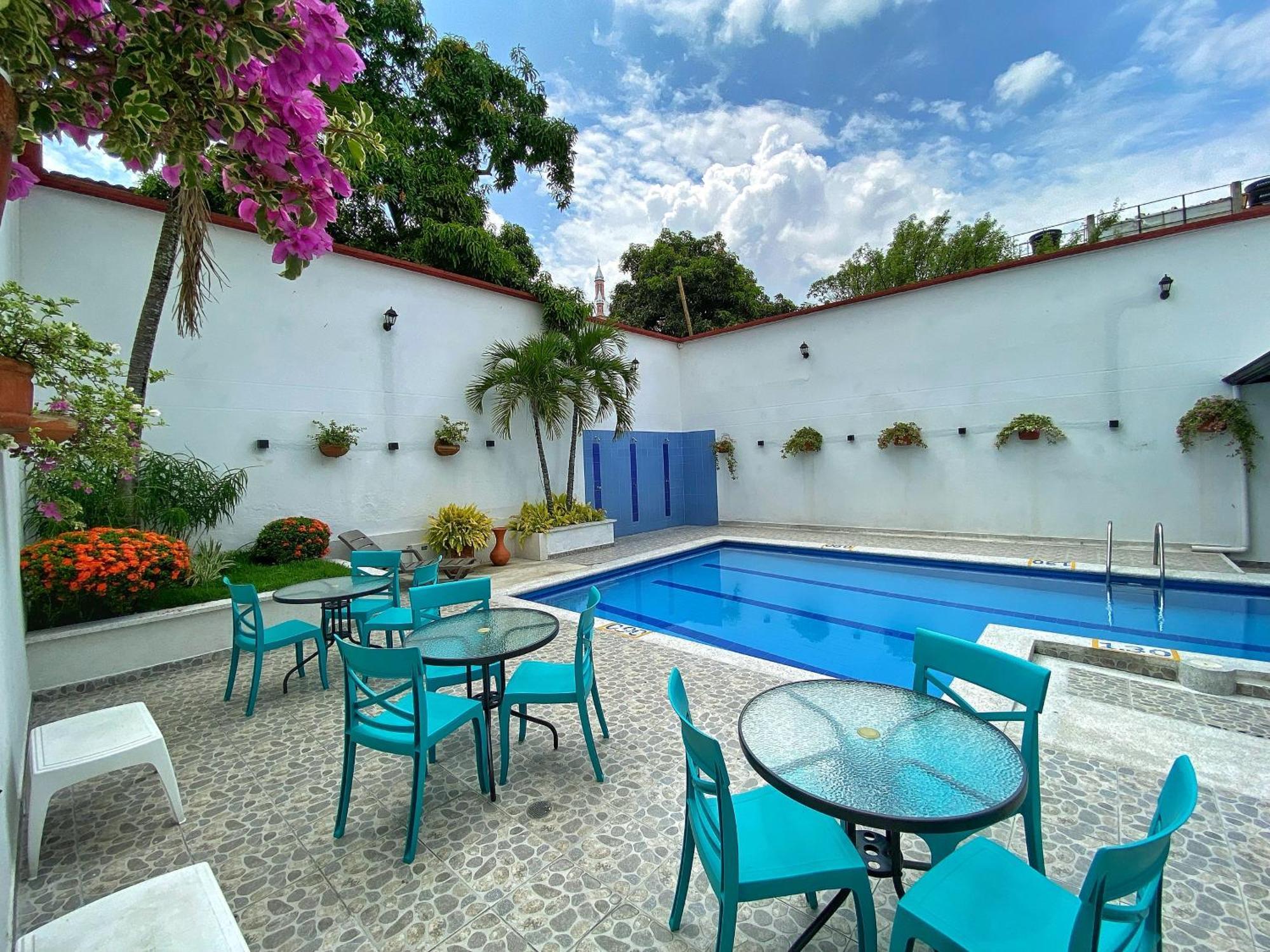 Hotel San Julian Buga Kültér fotó