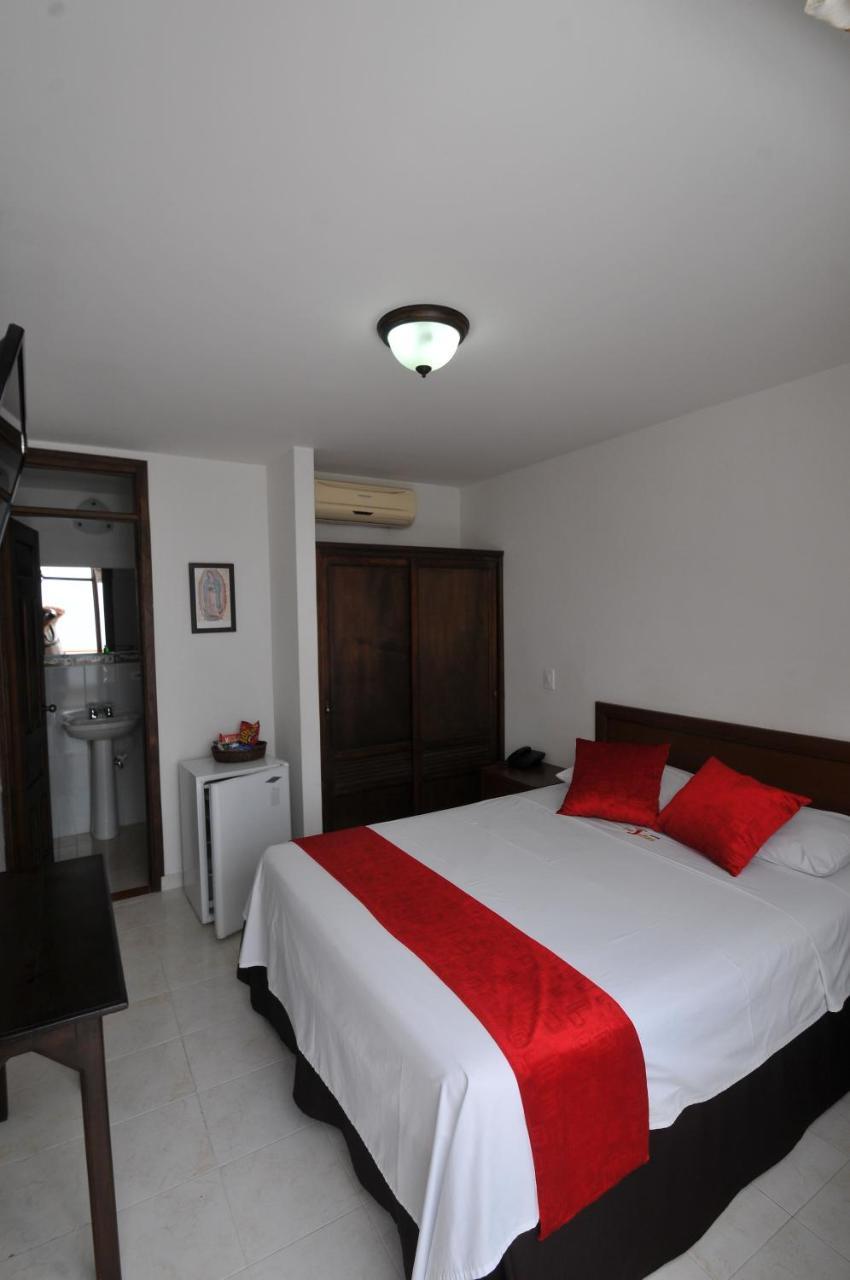 Hotel San Julian Buga Kültér fotó